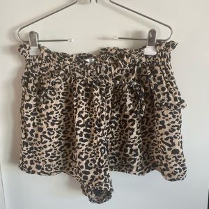 Hollister size XL shorts